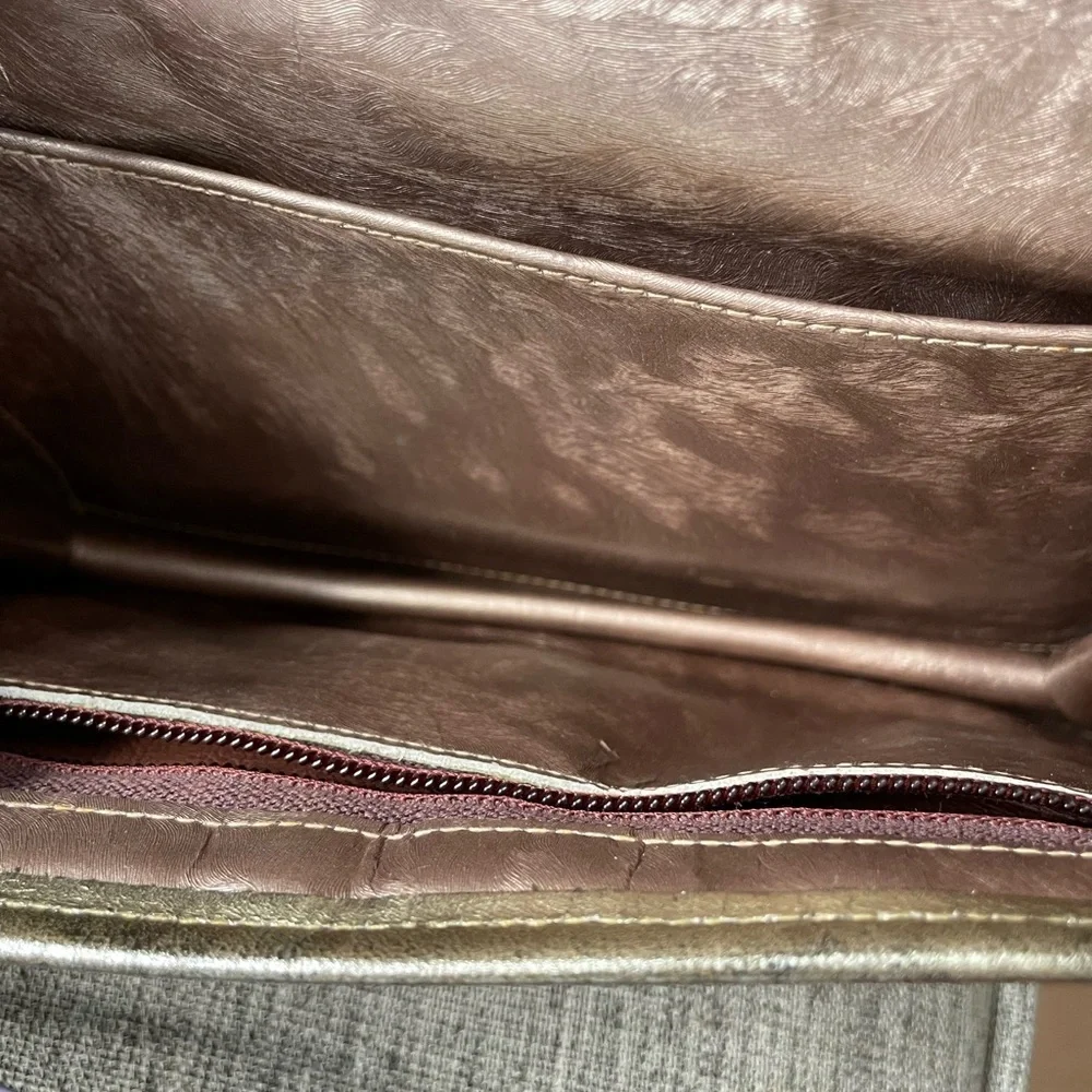 Bags by Varon vtg 70’s metallic quilted eelskin silver gold shimmer clutch
